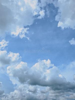 お気づきになりましたか、雲が踊るように空を駆け抜ける瞬間、私たちは何を感じるのでしょうか。